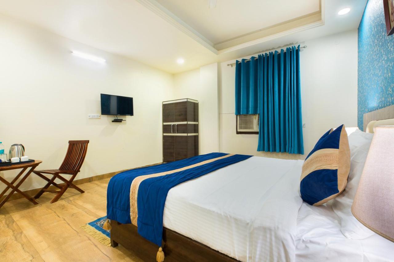 The Alpino Hotel Нью-Делі Екстер'єр фото